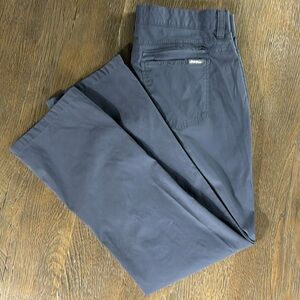 EDDIE BAUER™️ Men's Size 36x30 Navy Blue Travel Pants